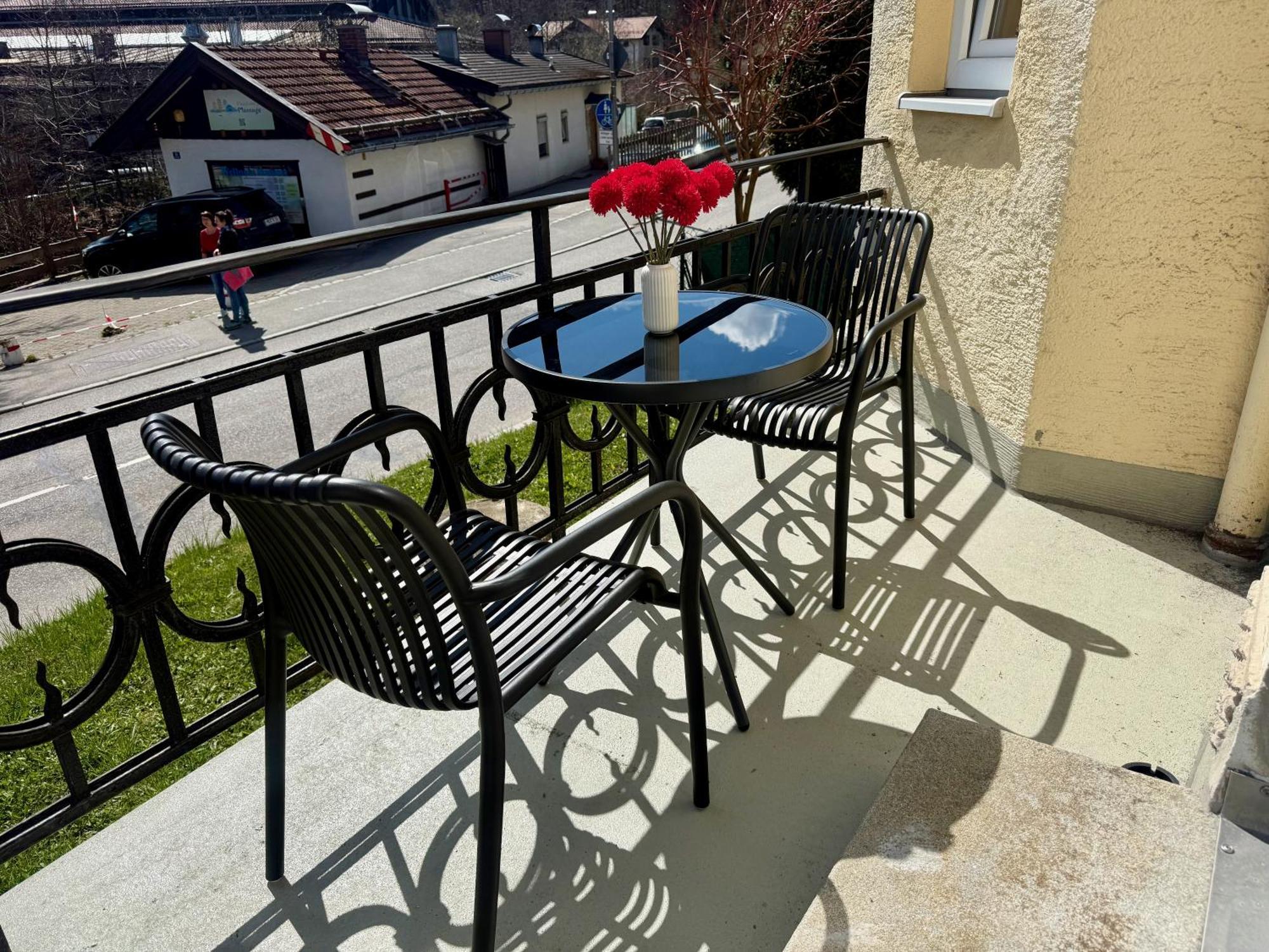 Liebelei Miesbach - Boutique-Apartment Mit Terrasse Im Zentrum מראה חיצוני תמונה