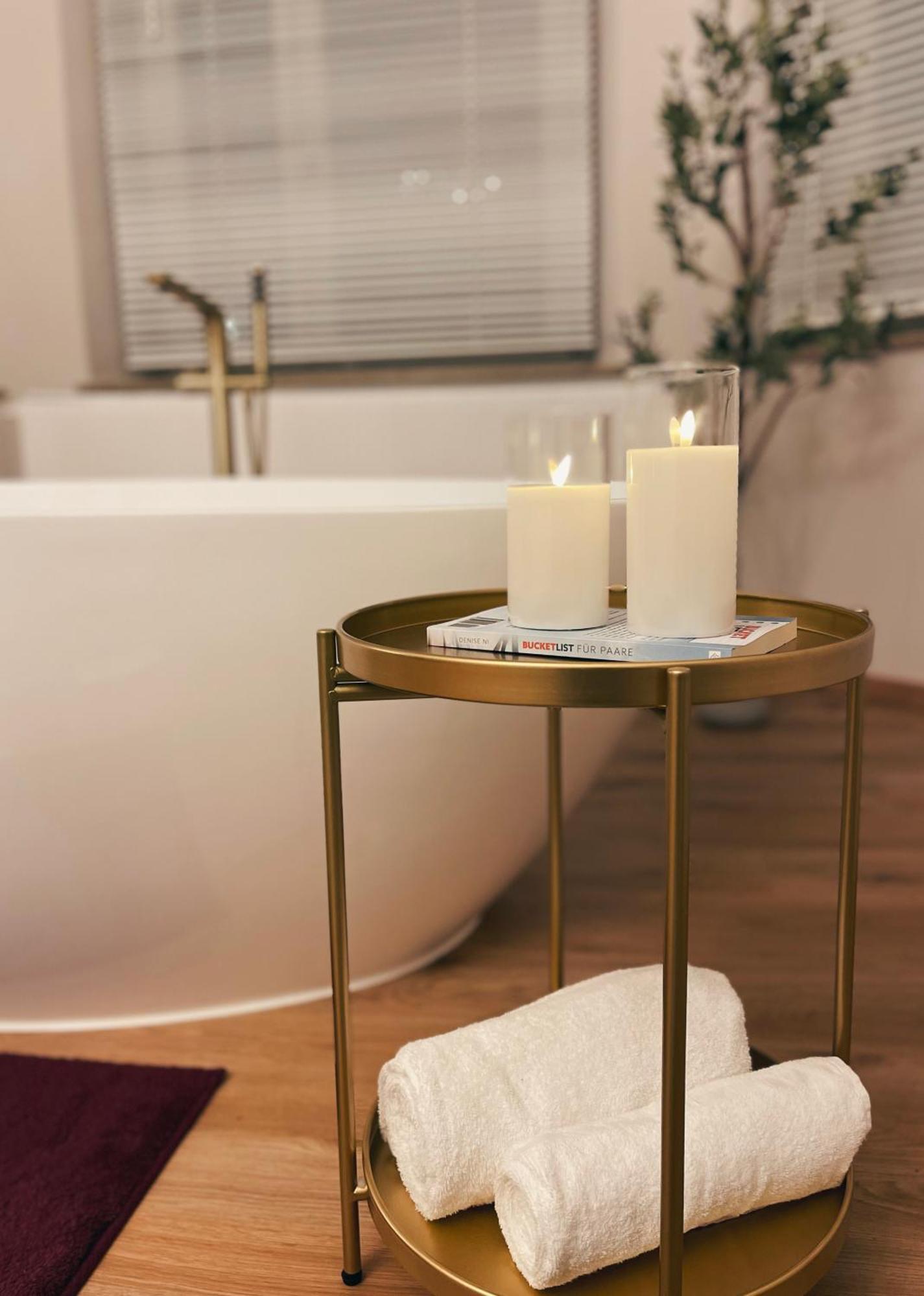 Liebelei Miesbach - Boutique-Apartment Mit Terrasse Im Zentrum מראה חיצוני תמונה
